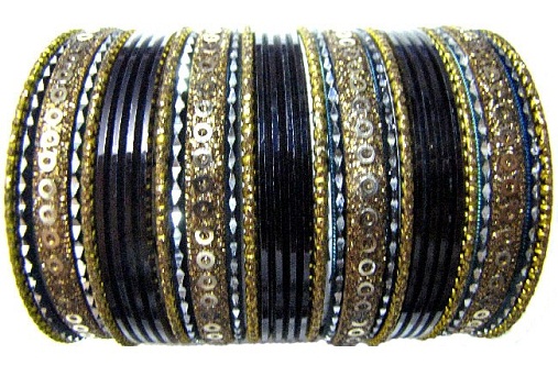 Indiske traditionelle sorte armbåndssæt