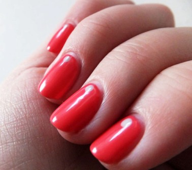 Egyszerű Shellac köröm design