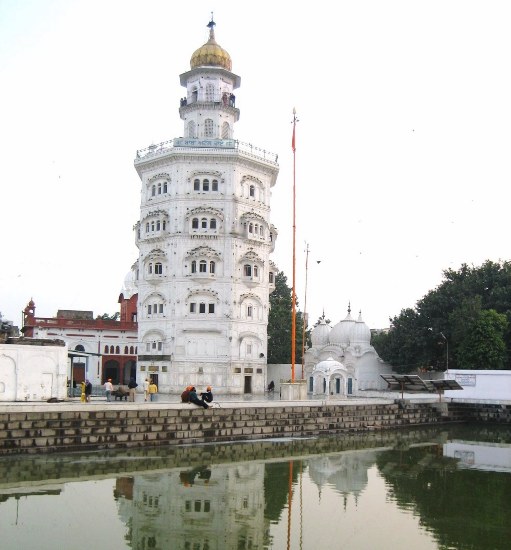 Gurudwara Baba Atal Sahib i Punjab