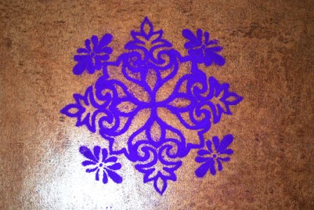 Virág alakú sablon Rangoli Design