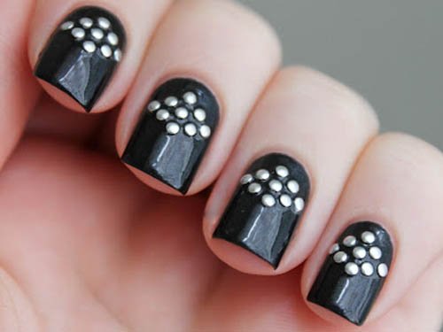 Black Studs Nail Art