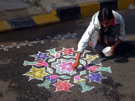 Enkelt Tulsi Rangoli -design