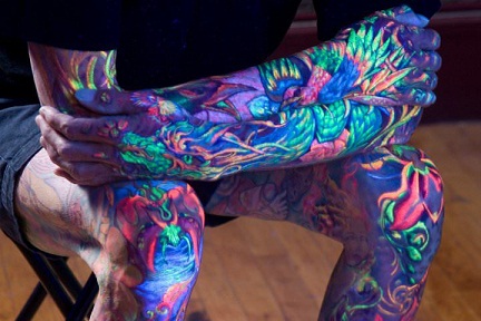 Attraktive UV lys tatoverings designs
