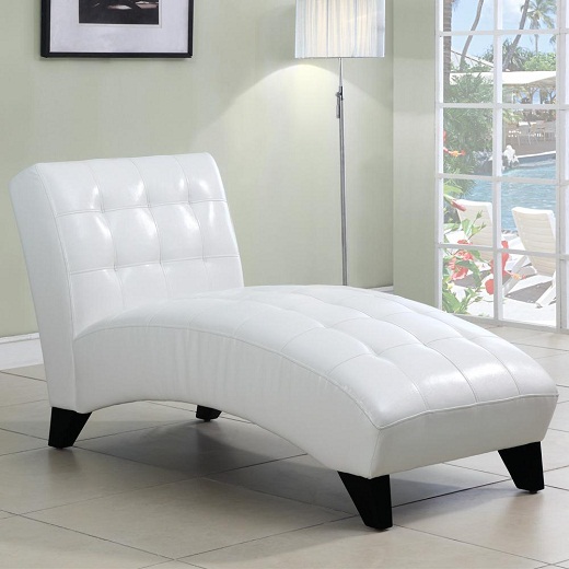 Hvid afslappende stol