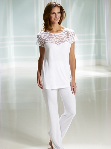 Elegant snoet hvid pyjamas
