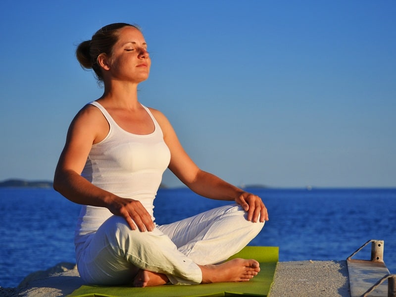 Bedste yoga -asanas til behandling af astma