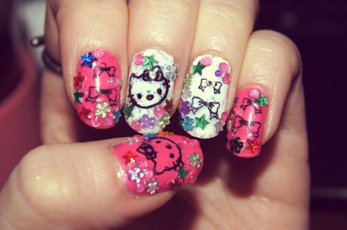 Spændende Hello Kitty Nail Art