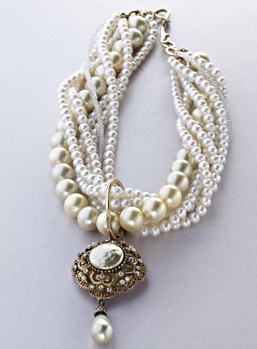 Barok Pearl Choker