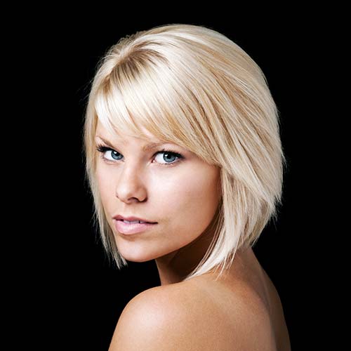 blond shaggy bob