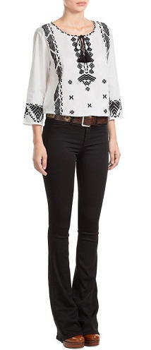 Hvid bluse med broderi