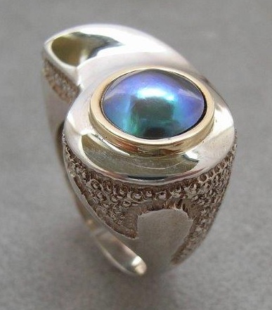 Kék gyöngy gyűrű