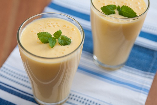 Tropisk Mango smoothie til forbrænding af mavefedt