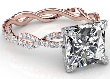Rose Gold Twisted Princess Cut forlovelsesring