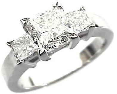 Tre sten forlovelsesring