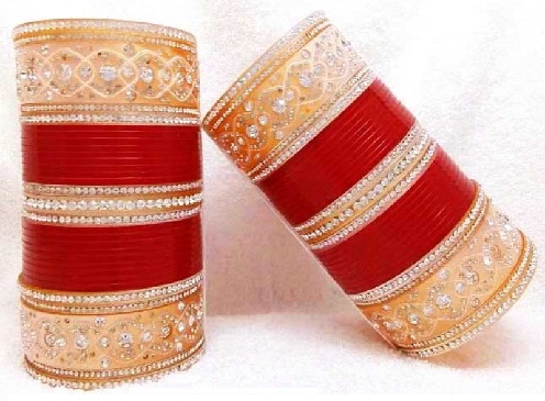 Traditionelle røde brude armbånd