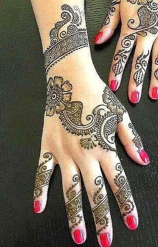 Grapevine Monsoon Mehandi Designs