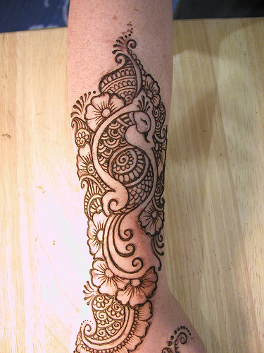 Peacock Style Monsoon Mehndi Designs