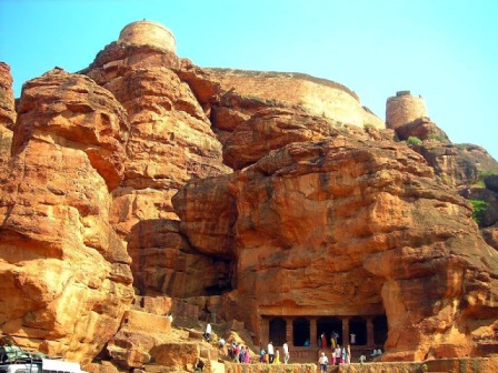 Indgang til Badami Caves