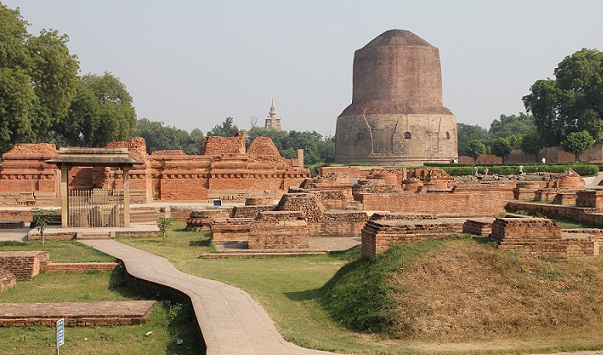 Híres buddhista templomok Indiában-Dhamekha Stupa