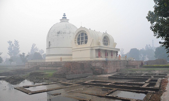Híres buddhista templomok India-Parinivara templomában
