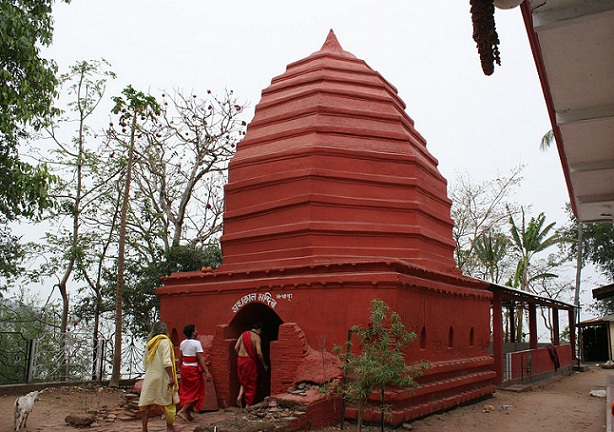 umananda-templom-guwahati-turisztikai helyek