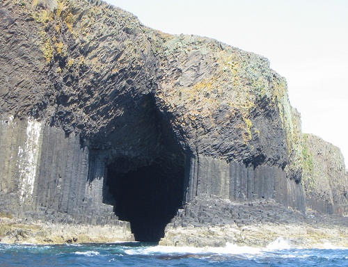 tengeri barlangok