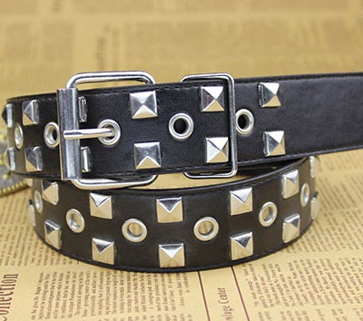 Metal Pyramid Studded Men Black Leather Belt