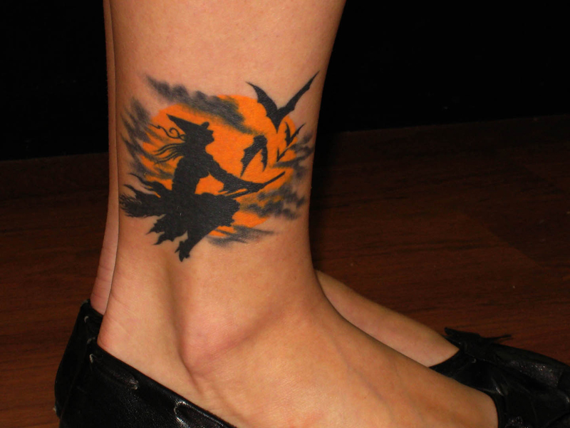Félelmetes boszorkány tetoválás minták, ötletek és jelentés
