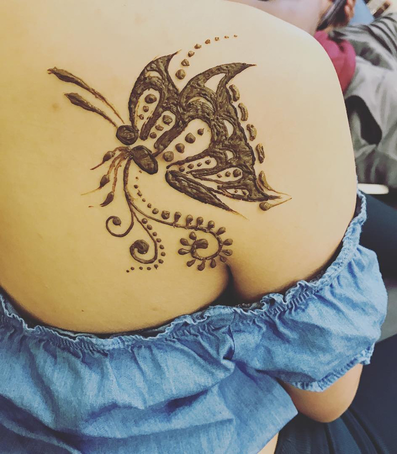 Sommerfugl Mehndi -designs