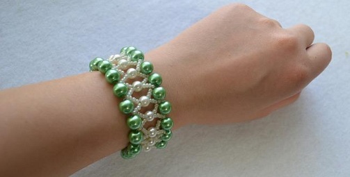 Tiger Tail Design Green Pearl armbånd