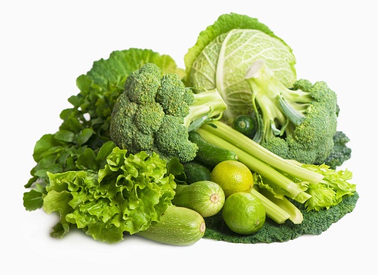 grønne bladgrøntsager - hjemmemedicin mod næseblødning om sommeren