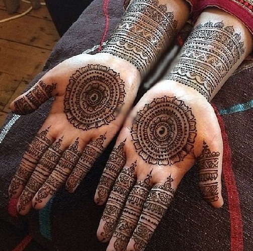 Rajasthani brude Mehndi