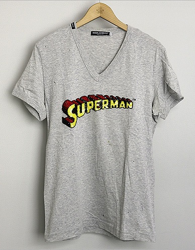 Superman T-shirt med V-udskæring