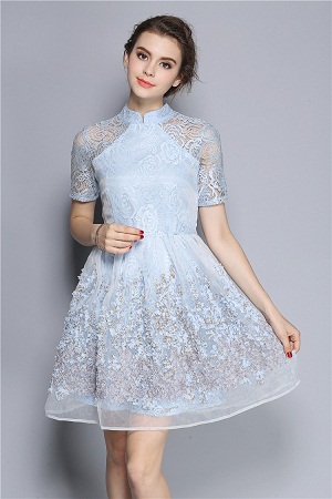 Frock mandarin gallérral