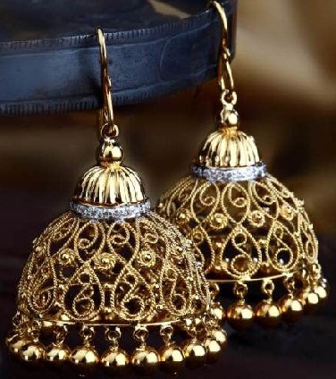 Designer Jhumka er i guld