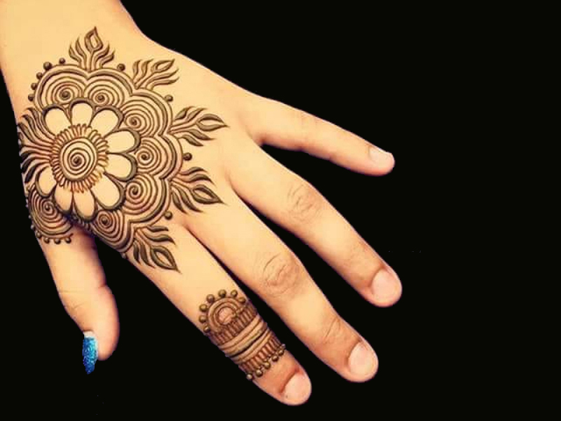 Mehndi Design könyvek képekkel