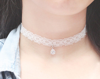 Cubic crystal blonder choker