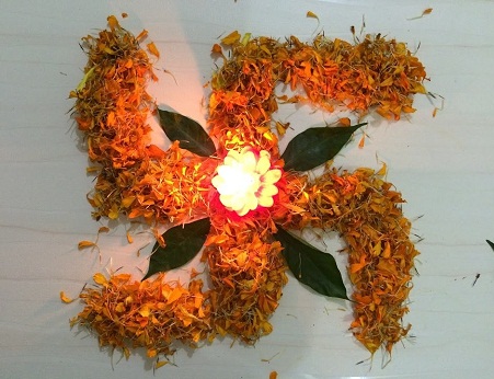 Kreativ Swastik Rangoli