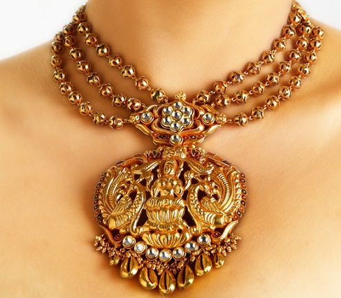 tempel-smykker-halskæde-designs-rubin-lalitha-halskæde