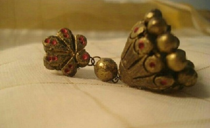 tempel-jhumka-design-i-terracotta-smykker