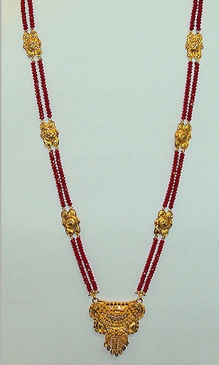 Vörös gyöngyök Mangalsutra