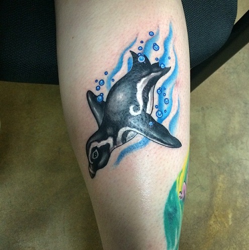 Búvár pingvin tetoválás
