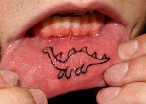 Daring Mouth Tattoo Design