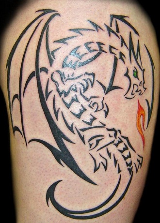 Brand drage tribal tatovering