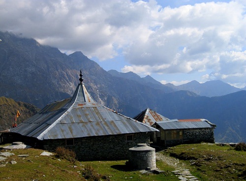 Himani Chamunda -tempel i Kangra -dalen