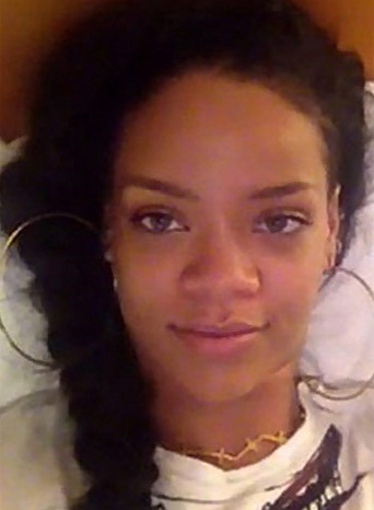 Rihanna uden makeup 2