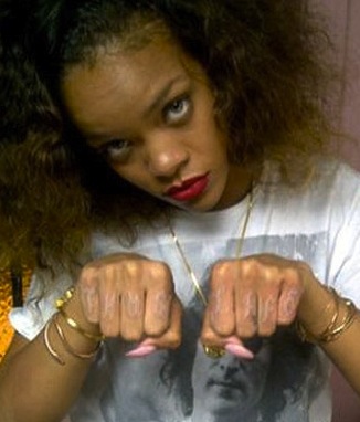 Rihanna uden makeup 5
