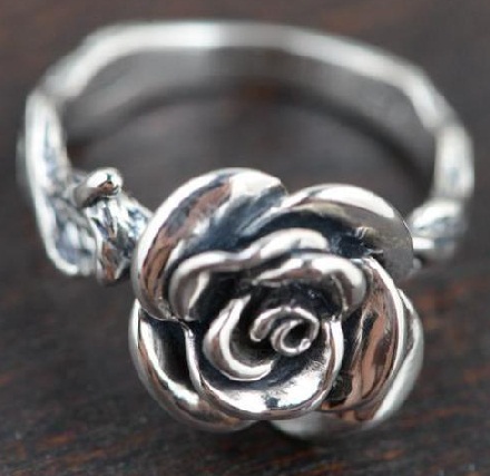 Antik rosenring