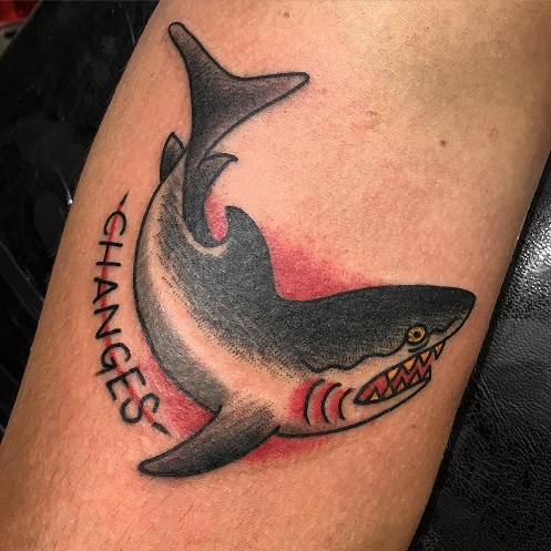 Cartoon haj tatovering