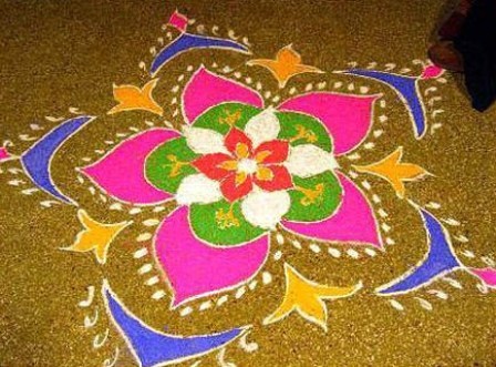 Blomstret Rangoli -design
